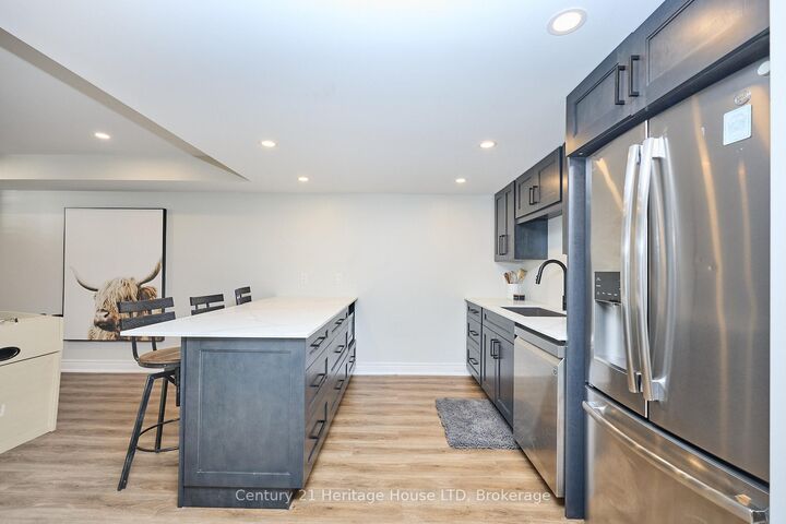 Property Photo:  439 Viking Street Lower  ON L2A 0E8 