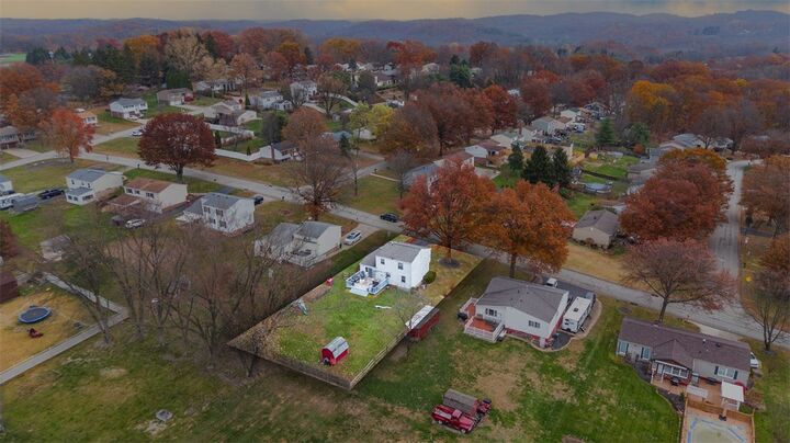 Property Photo:  213 Meadowood Dr  PA 15024 