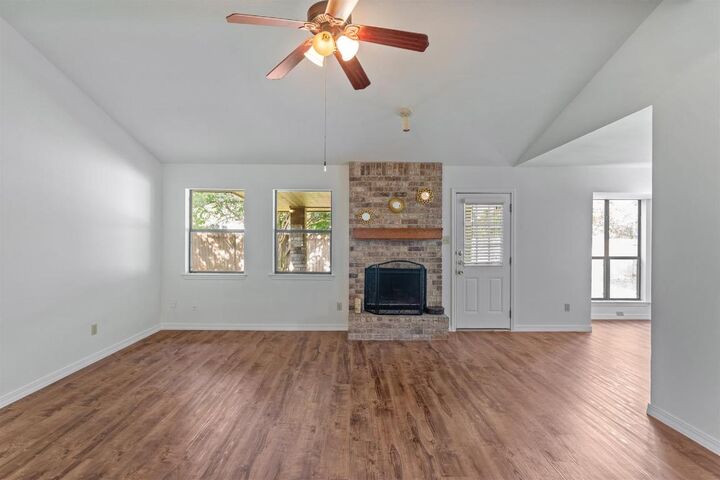 Property Photo: 1802 Dixie Lane TX 78664