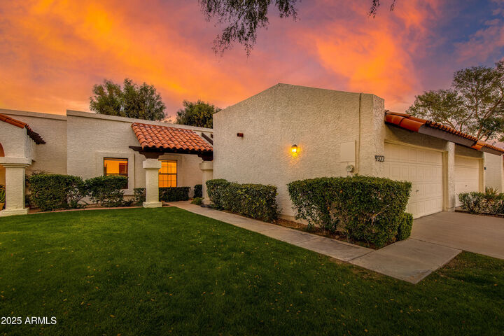 Property Photo: 9322 E Jenan Drive AZ 85260