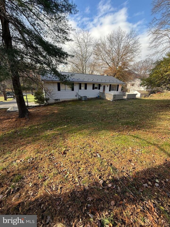 Property Photo:  10984 Old Forge Road  PA 17268 