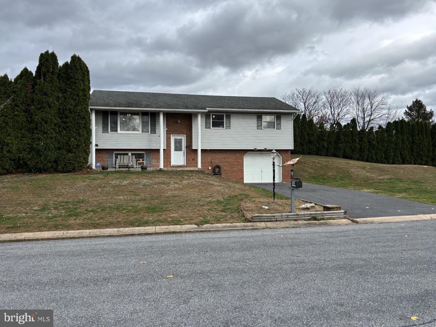 Property Photo: 202 Redwood Lane PA 17046