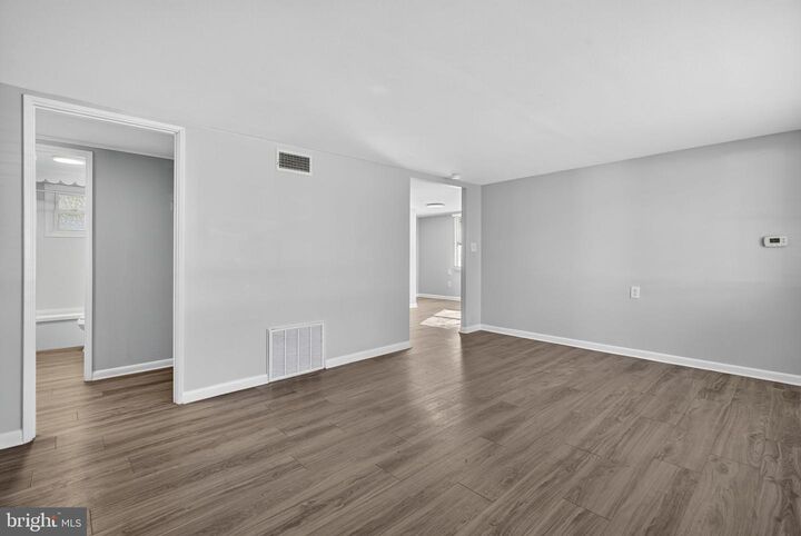 Property Photo:  208 Shenandoah Avenue  VA 22601 