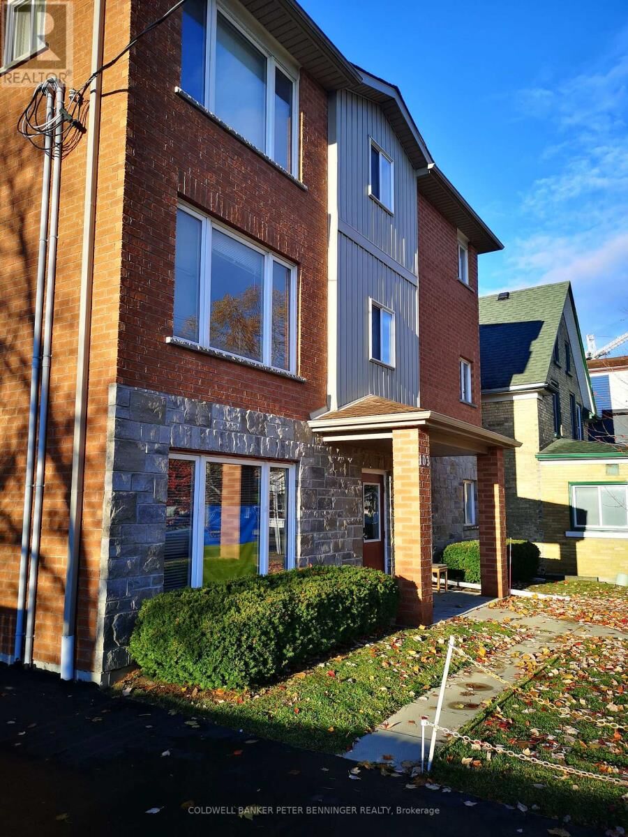 Property Photo: 103 Courtland Avenue East ON N2G 2T9