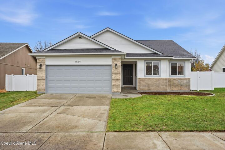 1664 W Durham Dr  Coeur D'Alene ID 83815 photo