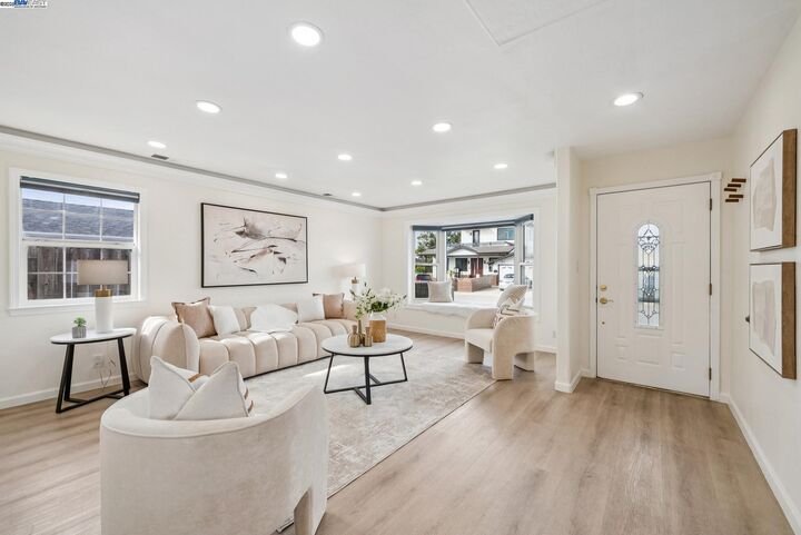 Property Photo:  5673 Turban Ct  CA 94538 