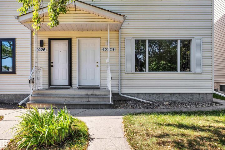 10228 152 Street NW  Edmonton AB T5P 1Y2 photo