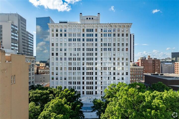 Property Photo: 57 Forsyth Street NW 3B GA 30303