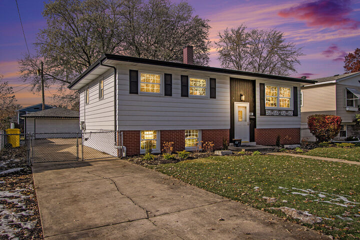 Property Photo: 1234 N Oakwood Street IN 46319