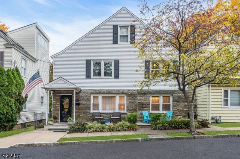 Property Photo:  23 West St  NJ 07940 