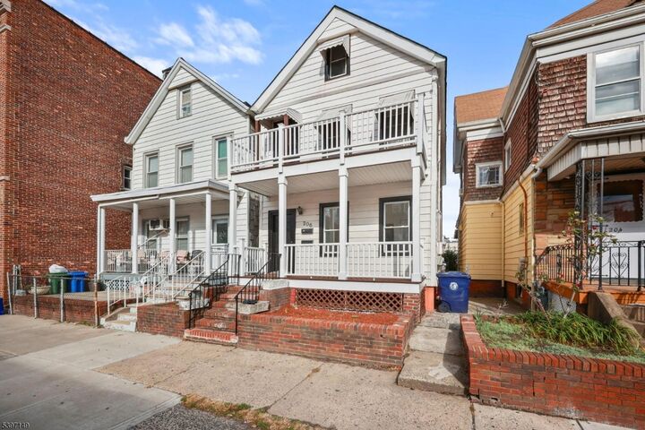 Property Photo:  206 Market St  NJ 08861 