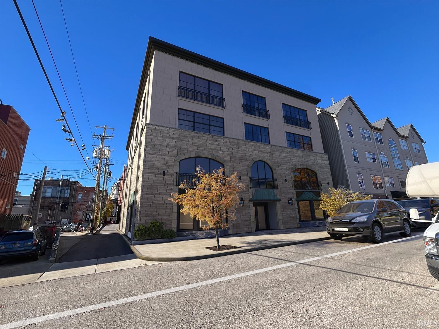Property Photo:  115 N Washington St Unit 303  IN 47408 