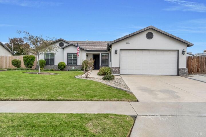 694 Marin Drive  Lemoore CA 93245 photo