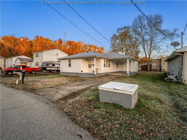 246 Lynn Oak Drive  Lavalette WV 25535 photo