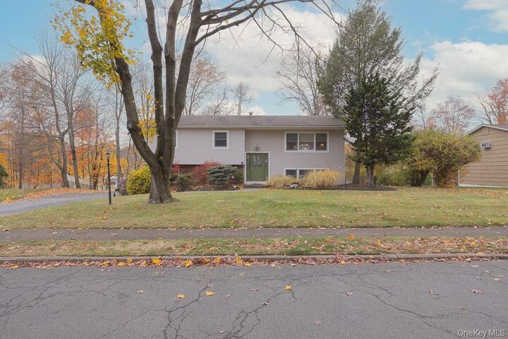 8 Durant Road  New City NY 10956 photo