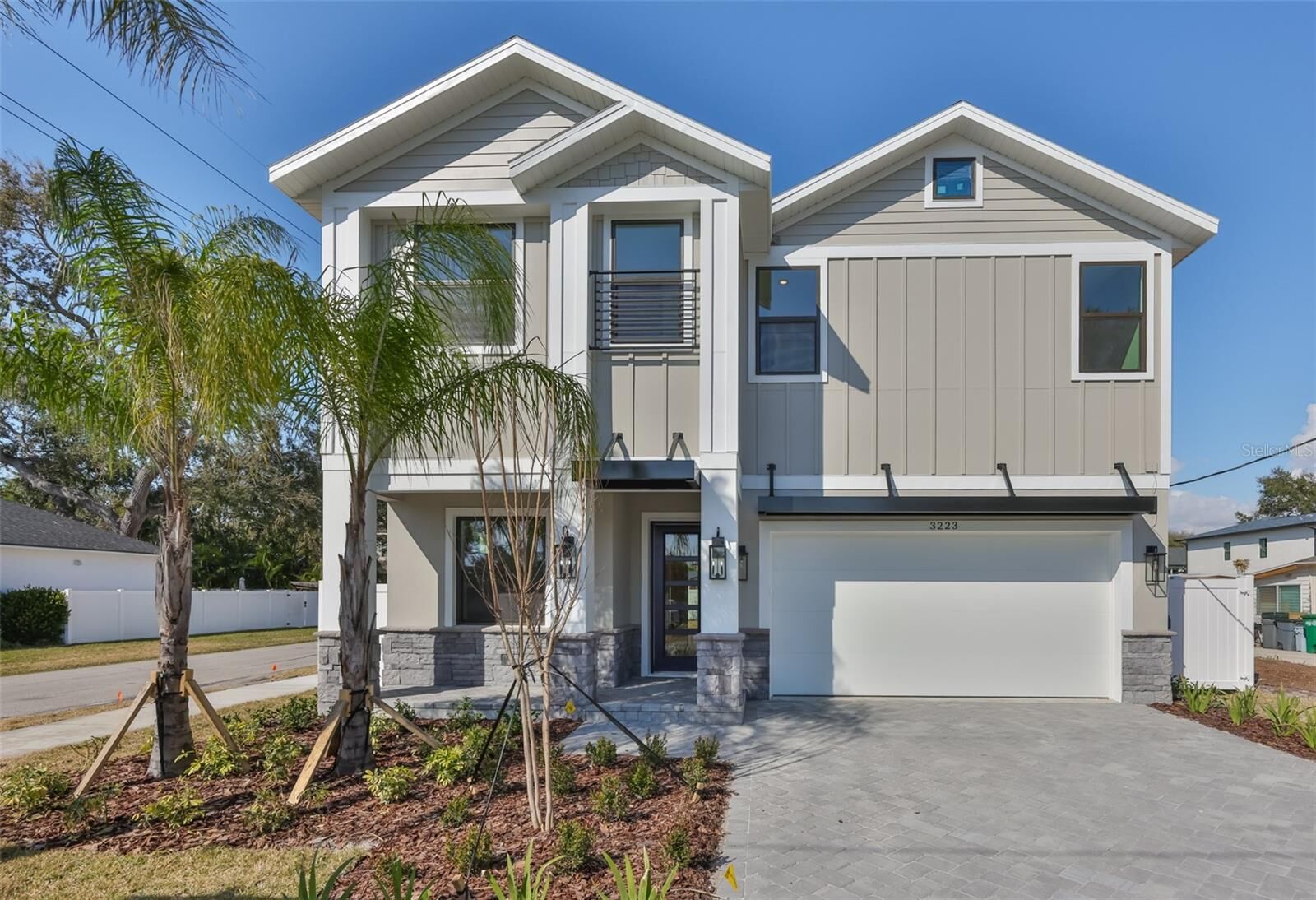 Property Photo:  3223 W Paxton Avenue  FL 33611 