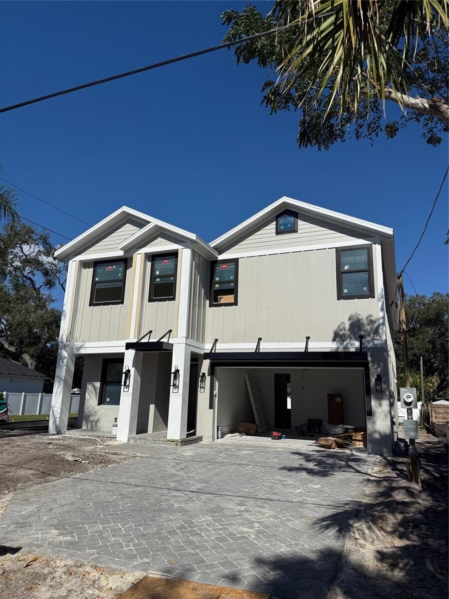 Property Photo:  3223 W Paxton Avenue  FL 33611 