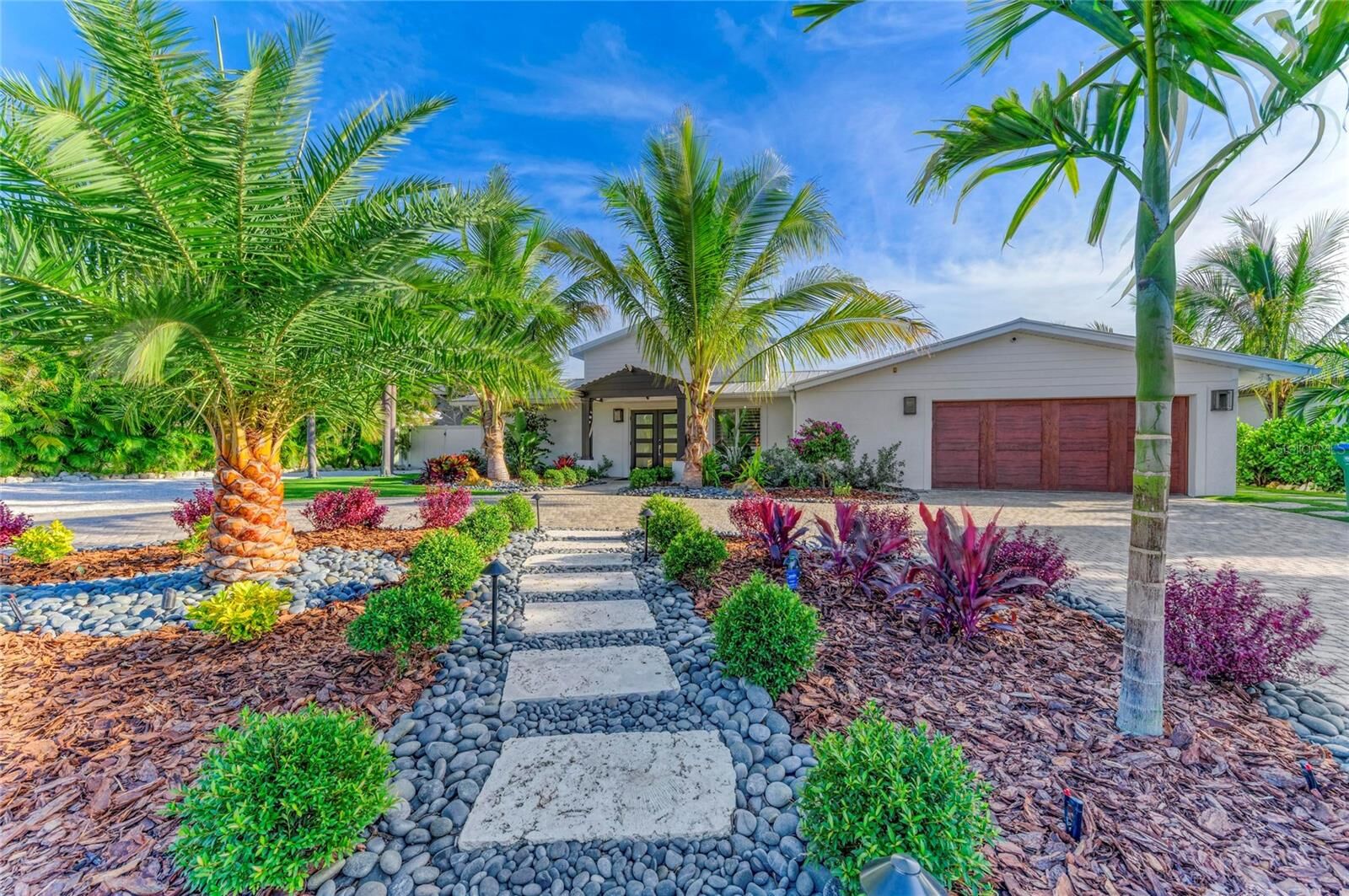 Property Photo: 605 Key Royale Drive FL 34217