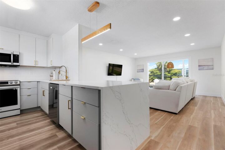 Property Photo:  4200 Ironwood Circle 203B  FL 34209 