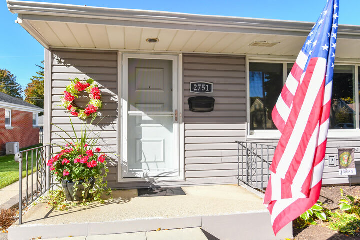 Property Photo: 2751 N 88th St WI 53222