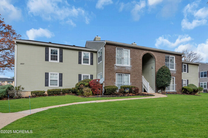 Property Photo:  507 Harding Road 5  NJ 07728 