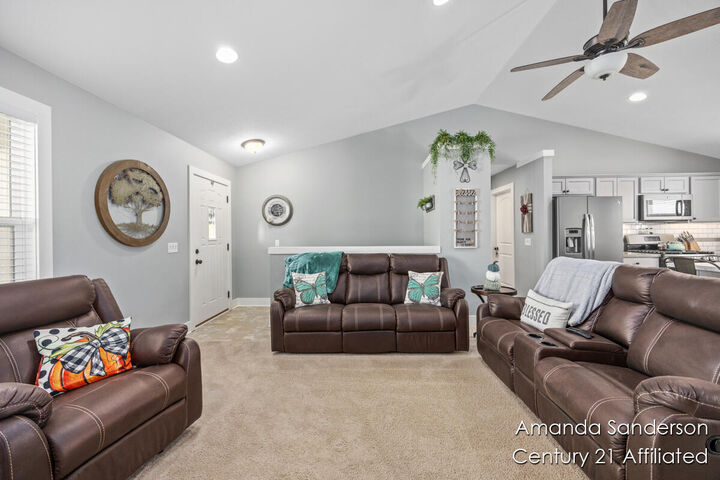 Property Photo:  10491 Rockfield Road  MI 49401 