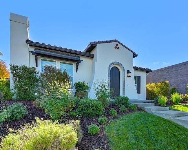 Property Photo:  2341 Bronze Star Way  CA 95818 