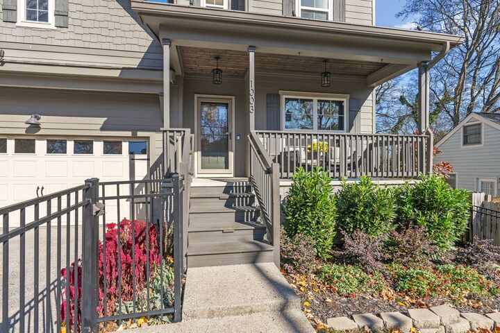 Property Photo: 1003 Malquin Dr TN 37216