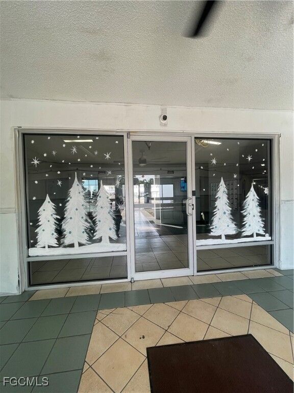 Property Photo: 3706 Broadway 27 FL 33901