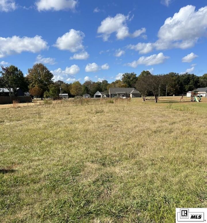 Property Photo: 3 Trish Lane LA 71269