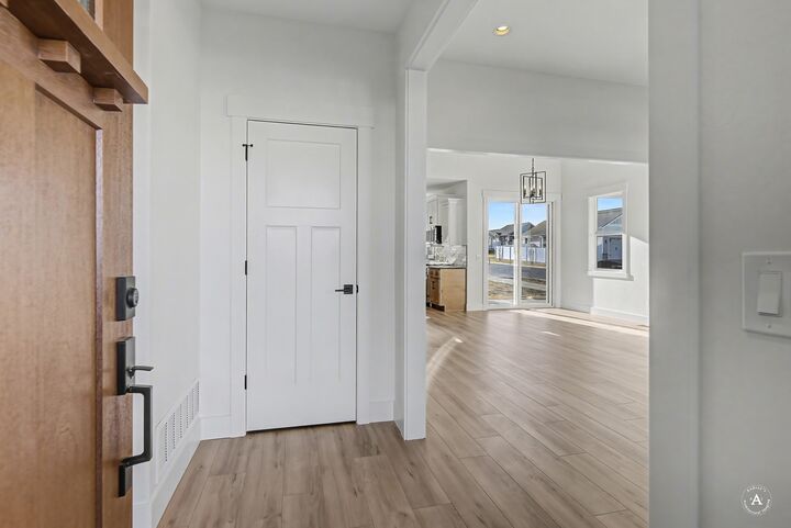 Property Photo:  2905 Adam Run Avenue  MT 59601 