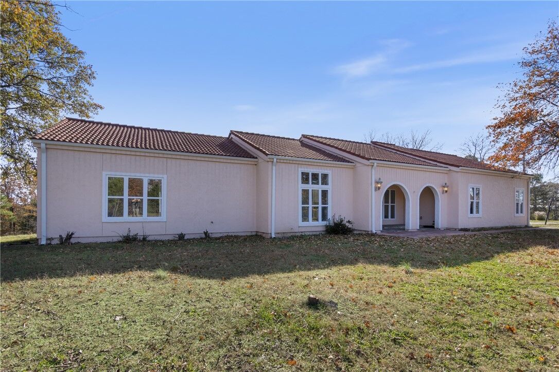 Property Photo: 40 County Road 2404 AR 72632