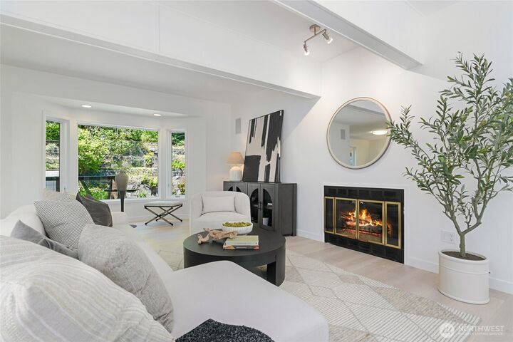 Property Photo: 2513 225th Place NE WA 98074