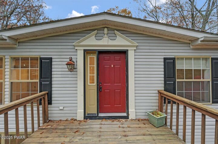 146 Long Ridge Drive  Lords Valley PA 18428 photo