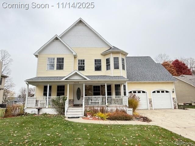 Property Photo: 1075 Crystal Wood Drive MI 48423