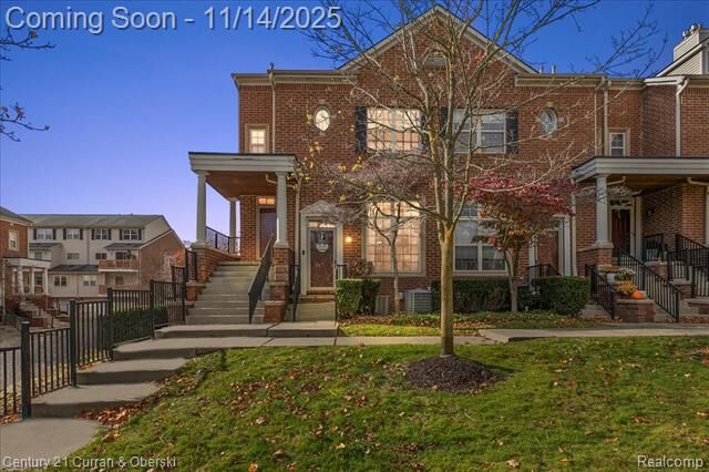 Property Photo: 16924 Farmington Road 93 MI 48154