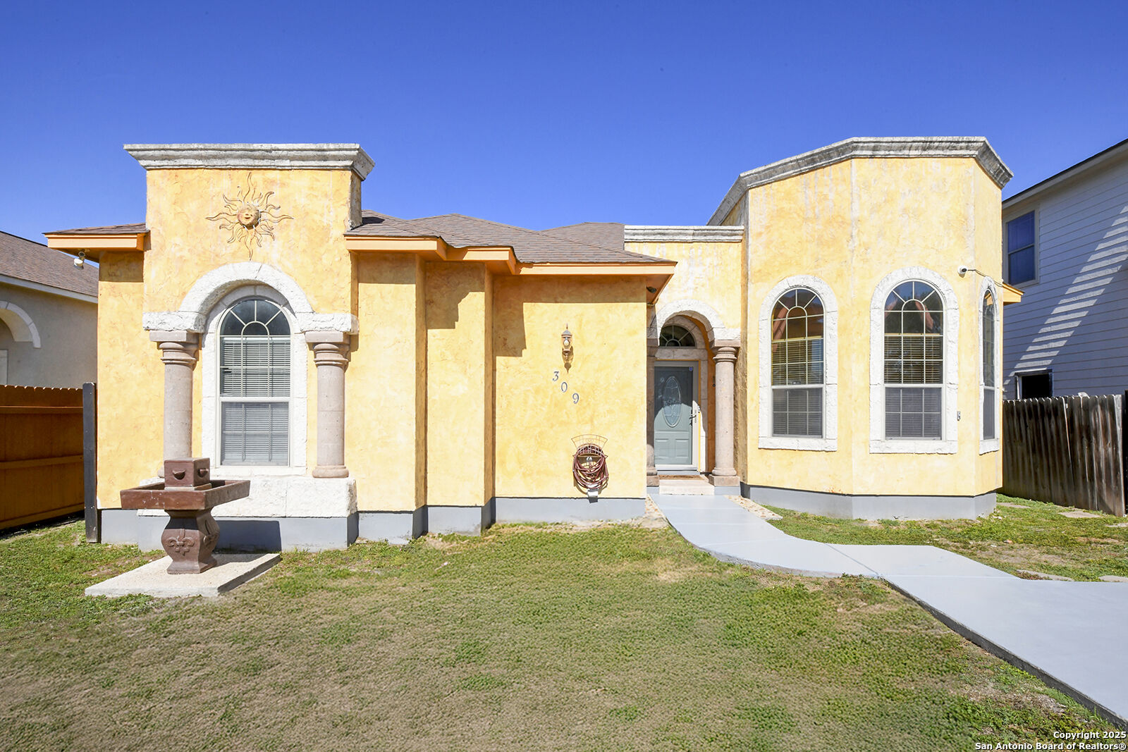 Property Photo:  309 Esma St  TX 78223 