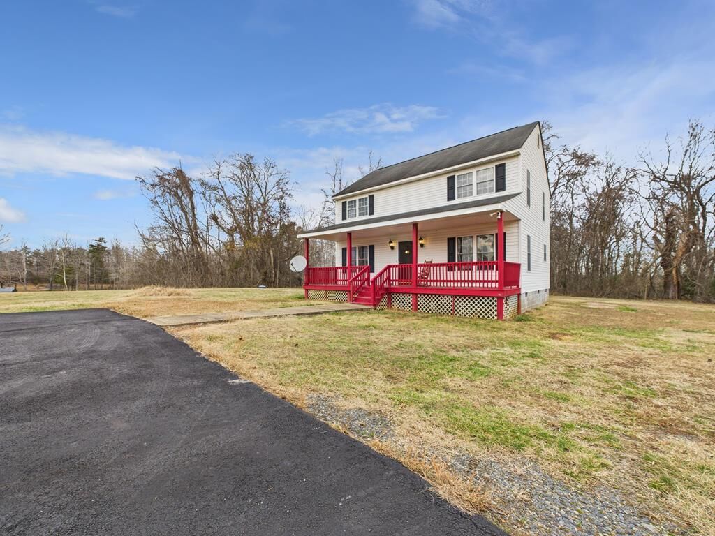Property Photo:  1392 Sports Lake Road  VA 23038 