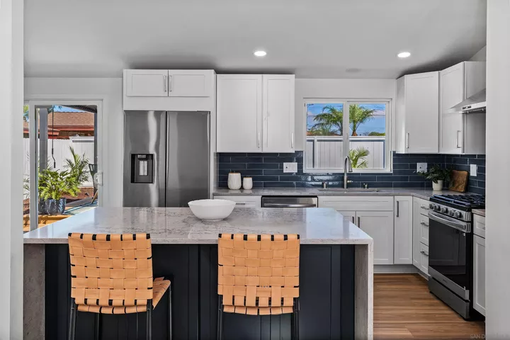 Property Photo: 5284 Winthrop St CA 92117