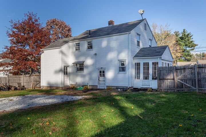 Property Photo: 45 Brookfield Drive CT 06118