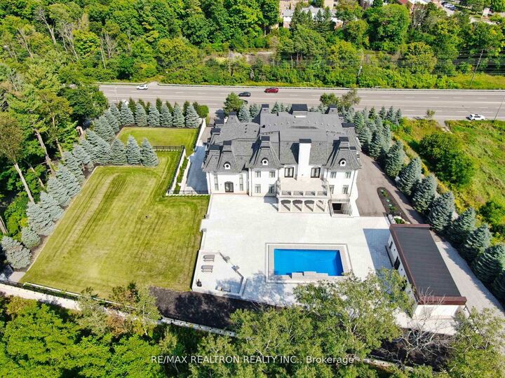 Property Photo: 14358 Bathurst Street ON L7B 1K5