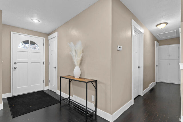 Property Photo:  787 E Casa Blanca Cir  UT 84047 