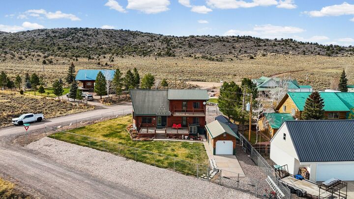 Property Photo:  880 W Main St  UT 84781 