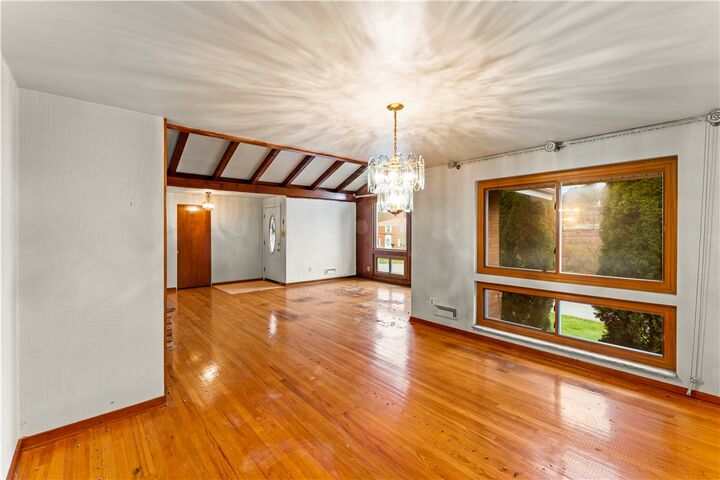 Property Photo:  351 Middlegate Drive  PA 15102 