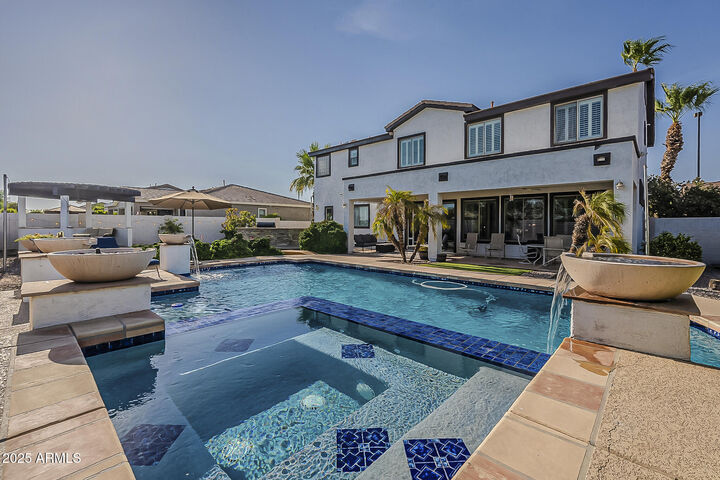 Property Photo: 311 E Frances Lane AZ 85295