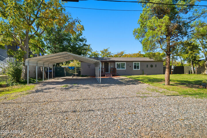Property Photo: 324 N 11th Street AZ 86326
