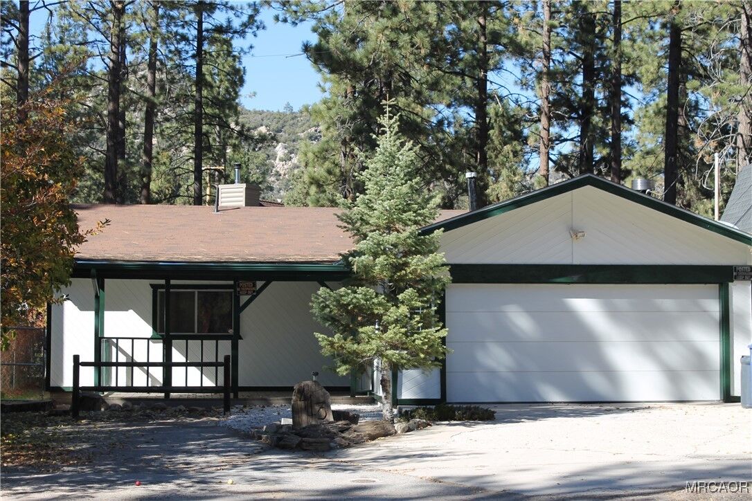 Property Photo: 413 W North Shore Drive CA 92314