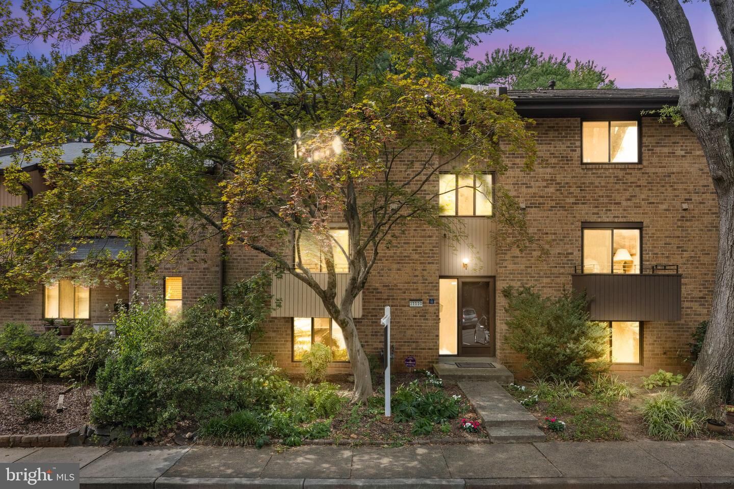 Property Photo:  11110 Saffold Way  VA 20190 