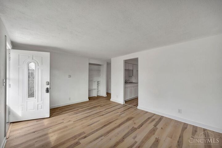 Property Photo: 1604 Wichita Drive S OH 45013