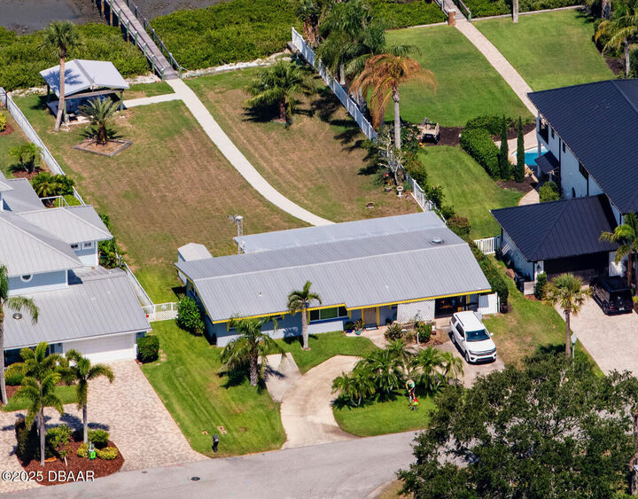 Property Photo: 8 Richmond Drive FL 32169